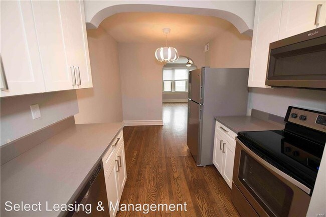 Foto del edificio - 3449-3453 Hereford St