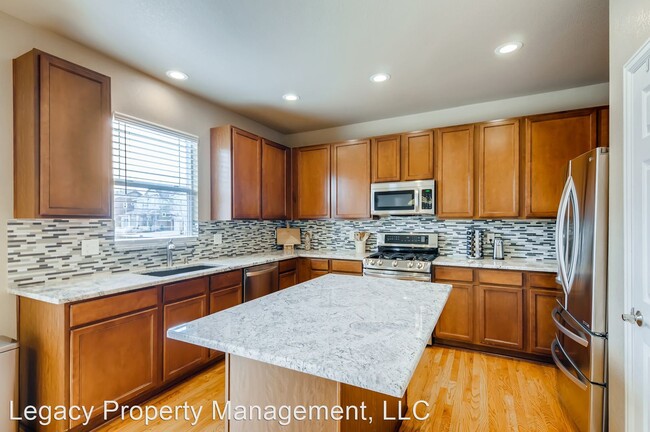 Foto del edificio - 3 br, 2.5 bath House - 25016 E 4th Place