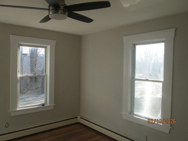 Building Photo - 52 Vernon St