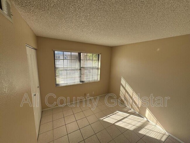 Building Photo - 19505 Quesada Ave