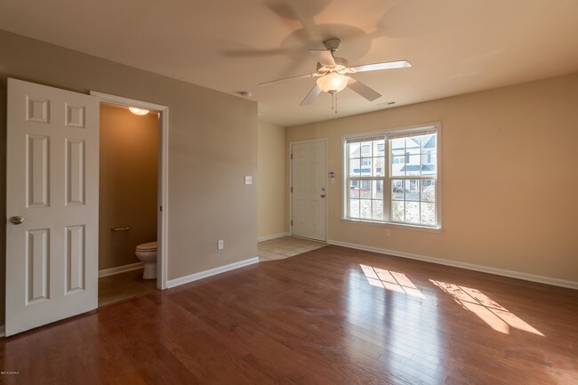 Foto del edificio - 303 Caldwell Loop