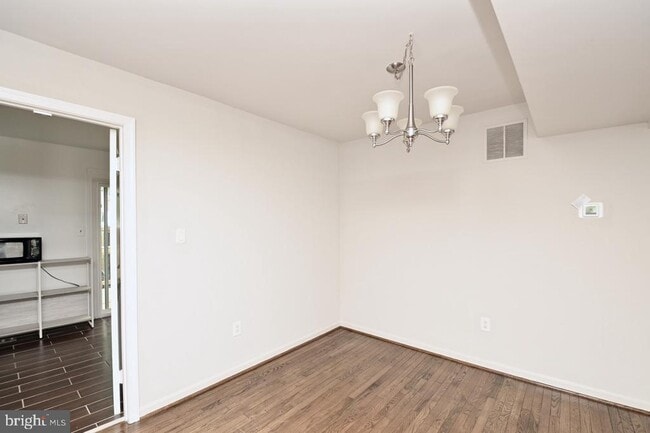 Building Photo - 3804 Brighton Ct