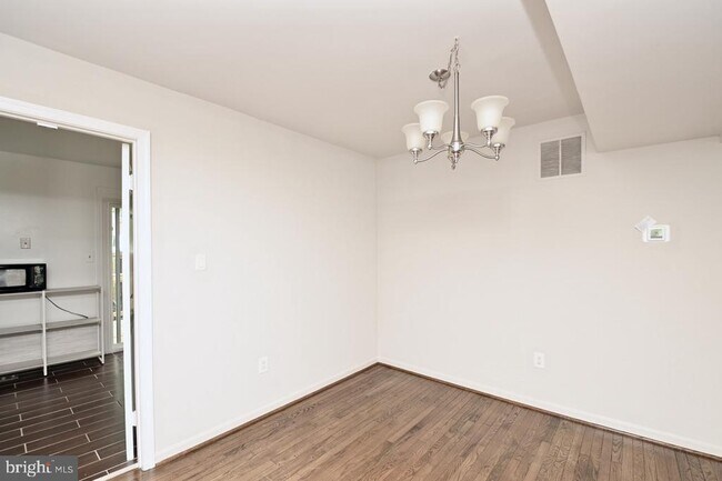 Foto del edificio - 3804 Brighton Ct