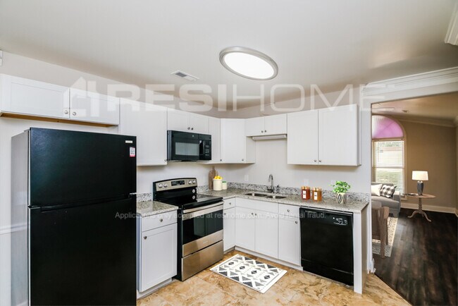 Building Photo - 227 Falcon Ridge Dr