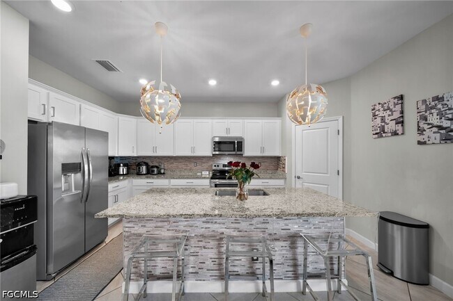 Foto del edificio - 13846 Pine Lodge Ln