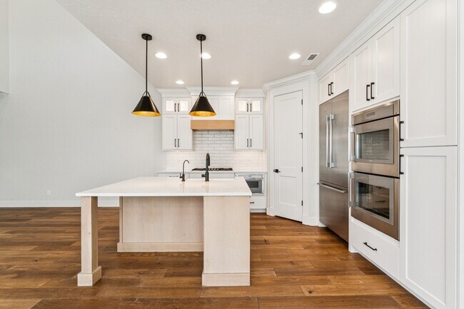 Foto del edificio - 3243 S Sedgebrook Ln