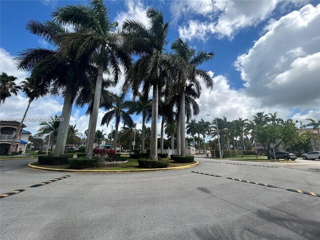 Foto del edificio - 1271 SE 27th St