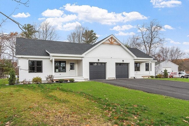 Building Photo - 18 Buttonwood Pl