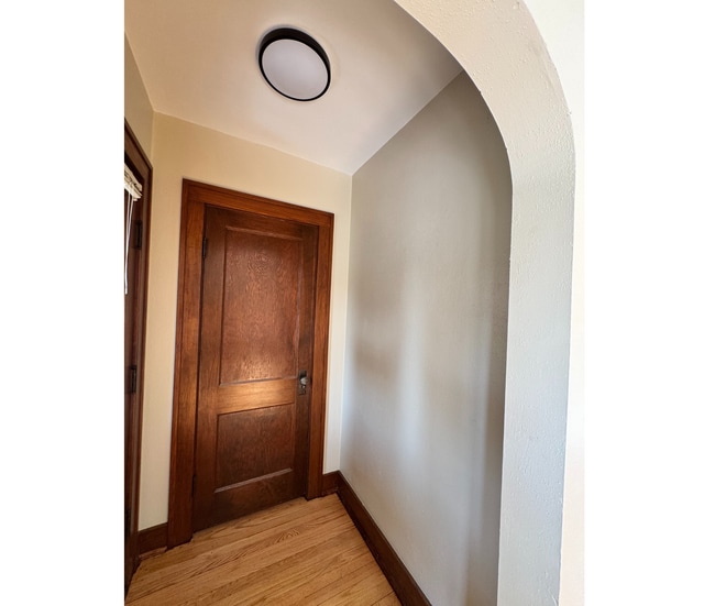 Building Photo - 140 S Elmwood Ave
