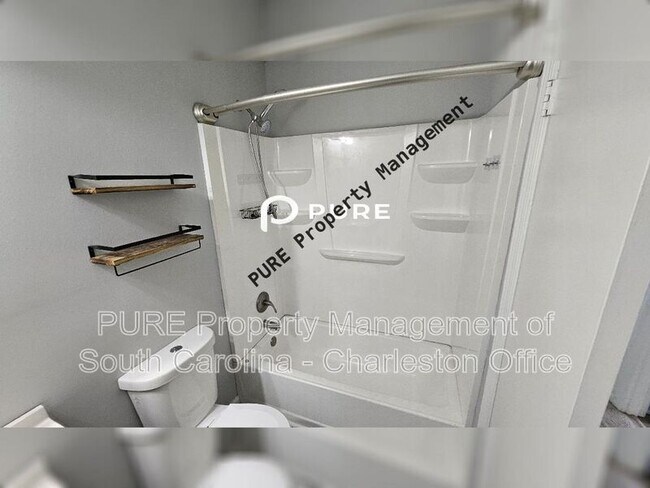 Foto del edificio - 364 Holly Ave