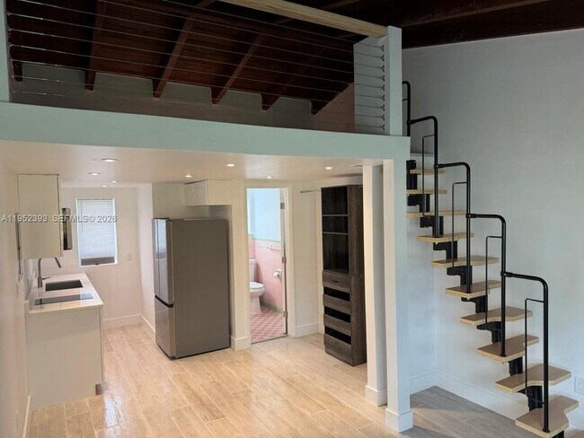 Foto del edificio - 35 NE 80th Terrace