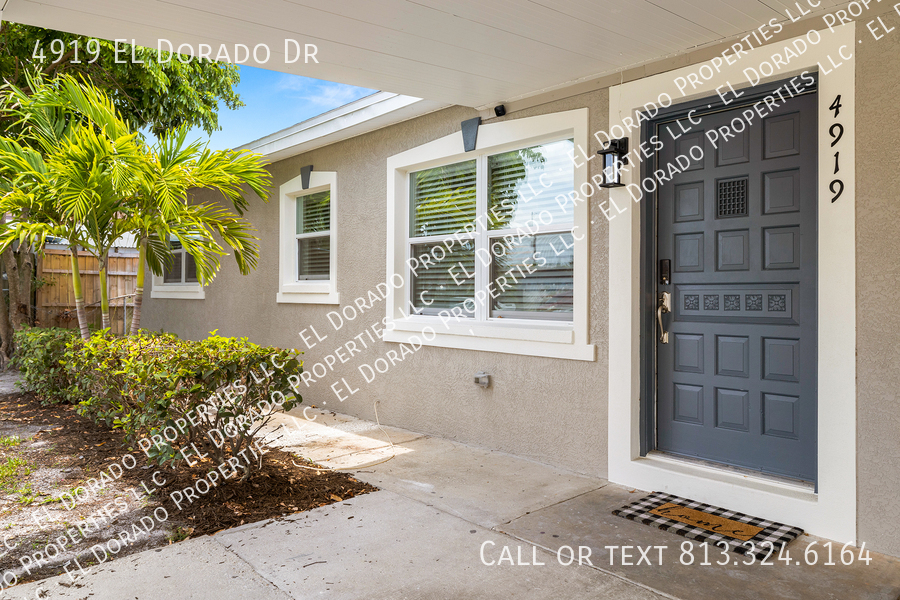 Primary Photo - Fully renovated spacious 5 bedroom 2 baths...