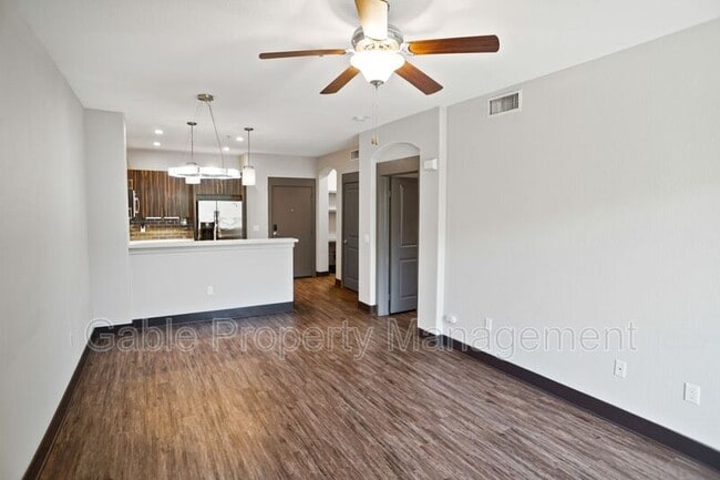 Building Photo - 24535 Town Center Dr