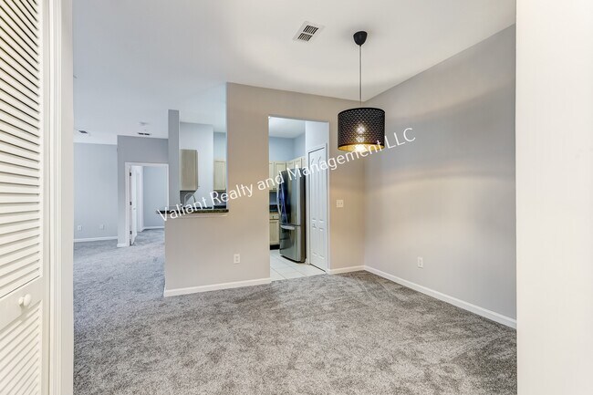 Foto del edificio - 8601 Beach Blvd