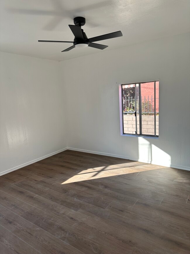 Building Photo - 6321 Miles Ave