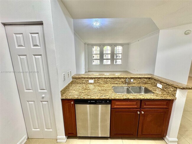 Foto del edificio - 3001 NE 185th St