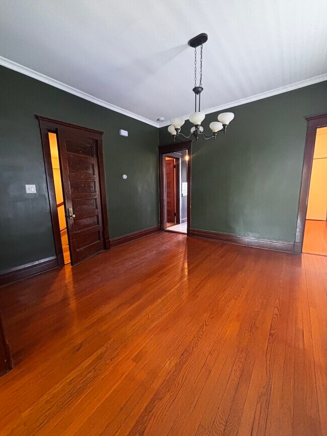 Foto del edificio - 2474 W Hutchinson St