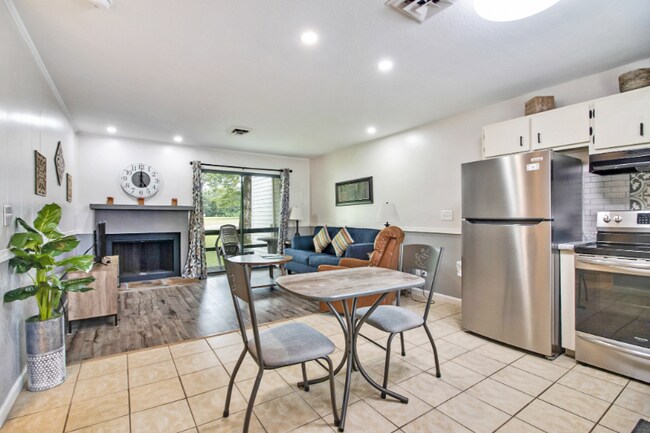 Foto del edificio - 8005 Cherokee Trail