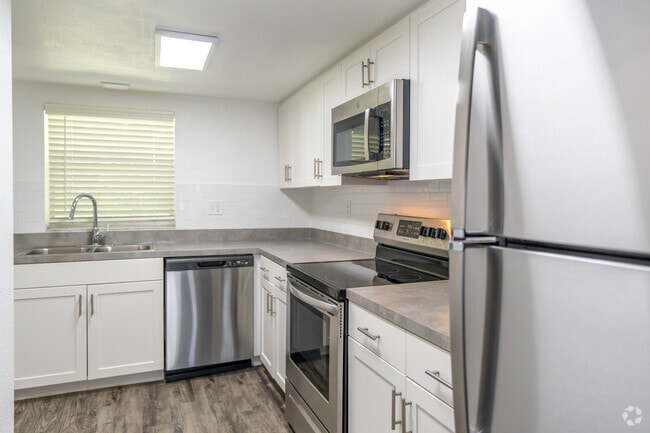 2BD, 2BA - 1302SF - The Oceanaire
