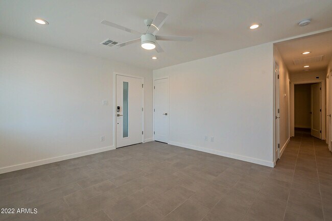 Foto del edificio - 4639 N 12th Ave