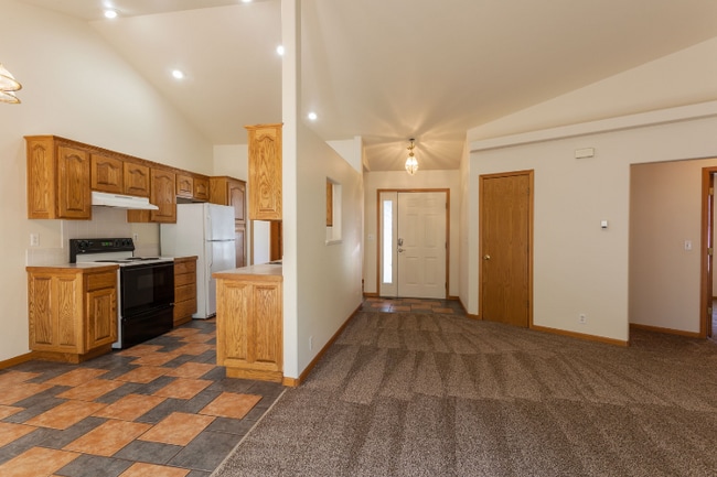 Building Photo - 830 Madera Ct
