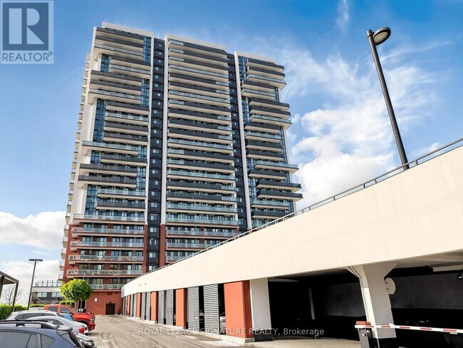 Photo du bâtiment - 2550 Simcoe St N