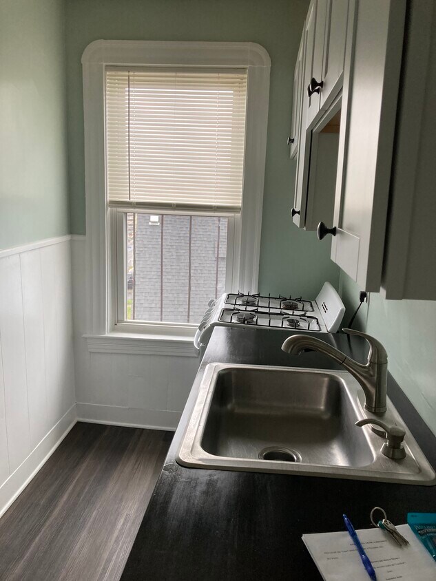 Brand new kitchen last November. - 662 2nd St