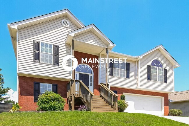 Photo - 4 Bedroom Pet-Friendly Home in REX, GA with Main Street Renewal
