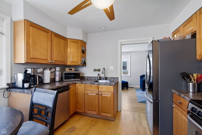 Foto del edificio - 1512 Mulford St