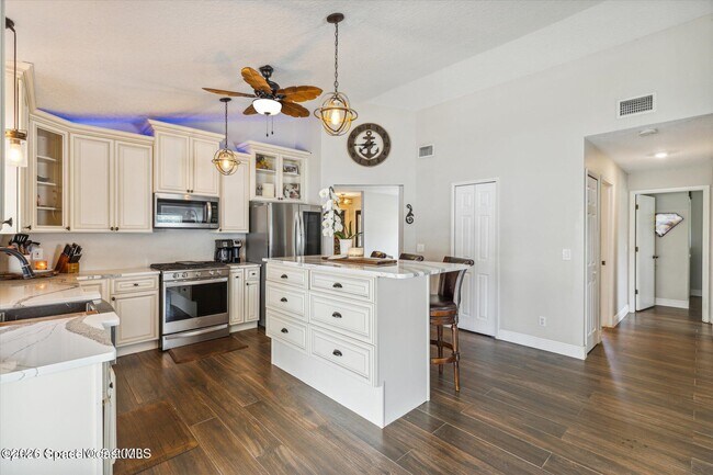 Foto del edificio - 2532 Kingsmill Ave