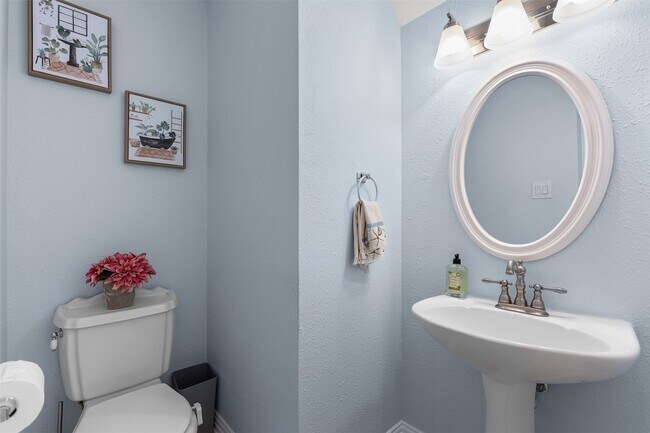 Foto del edificio - 602 Oak Briar Dr