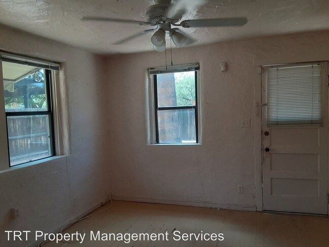 Building Photo - 2501 E Edison St