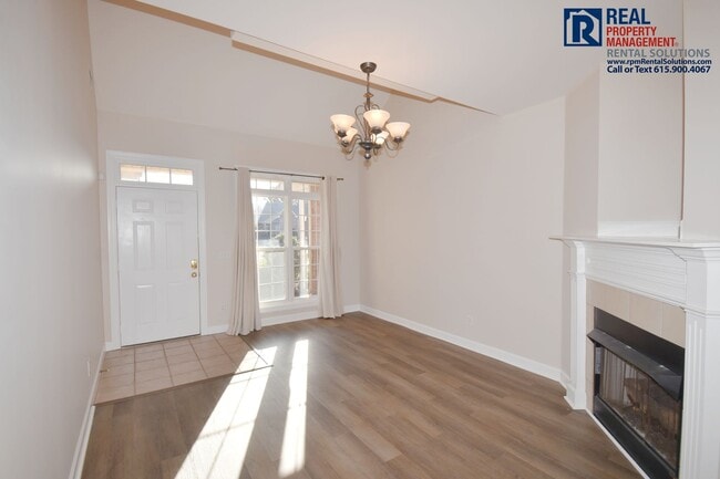 Foto del edificio - Charming 3 bd 2.5 ba townhouse! Washer/dry...