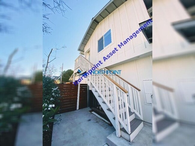 Building Photo - 1402 Whittier Dr