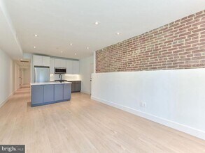 Building Photo - 1963 Biltmore St NW