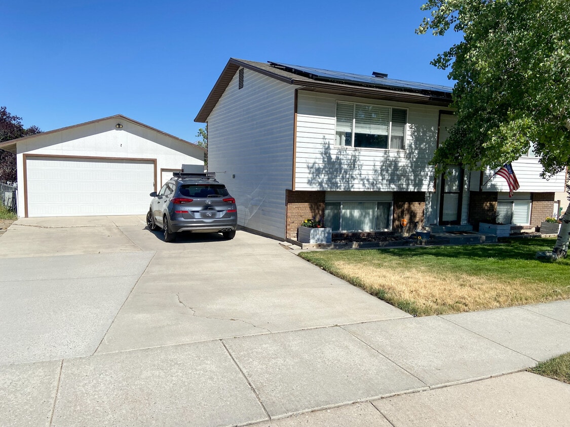 6329 S Cosmo Dr, West Jordan, UT 84081 House Rental in West Jordan