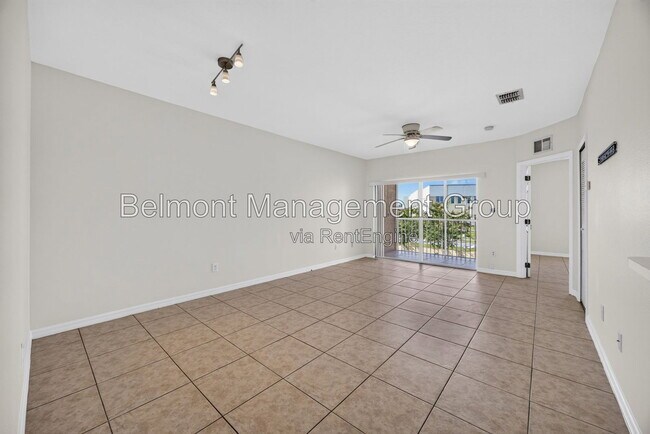 Building Photo - 13226 Galicia St