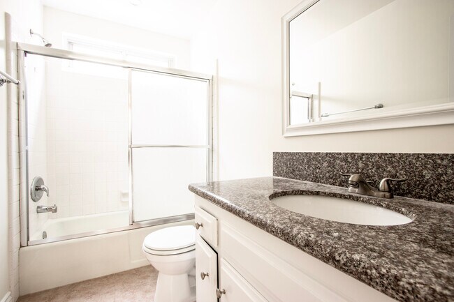 Foto del edificio - 7607 Saint Bernard St