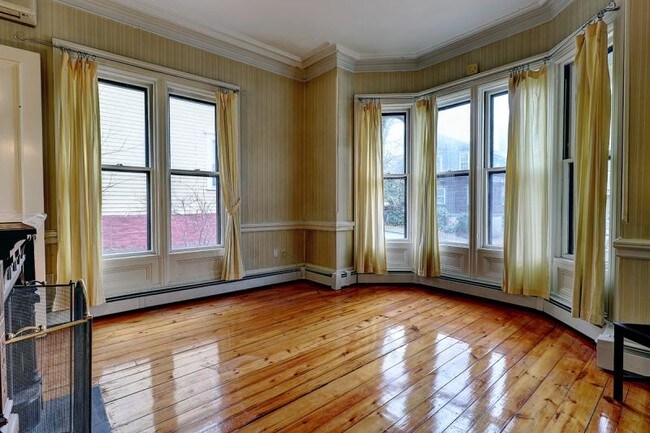 Foto del edificio - 173 Congdon St