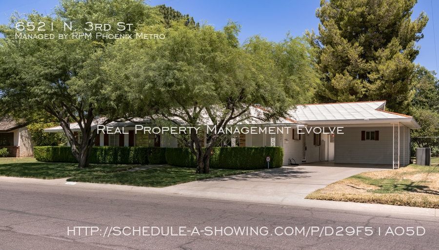 RANCH STYLE HOME ON HUGE LOT!!! House Rental in Phoenix, AZ