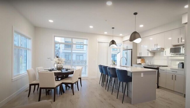 Photo du bâtiment - 46150-46150 Thomas Rd