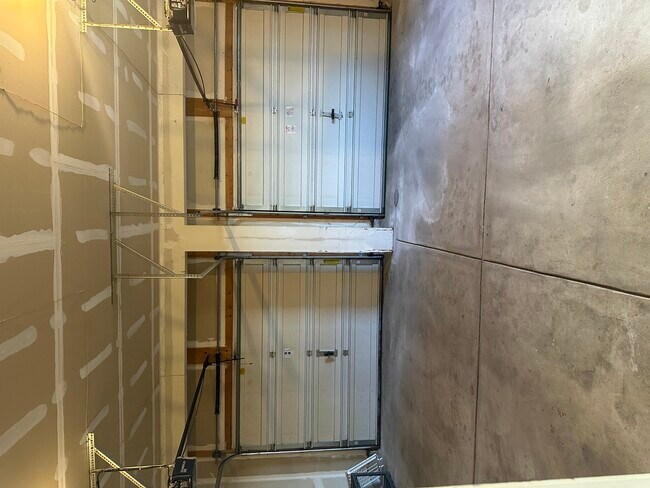Building Photo - 3921 Havenhill Ct