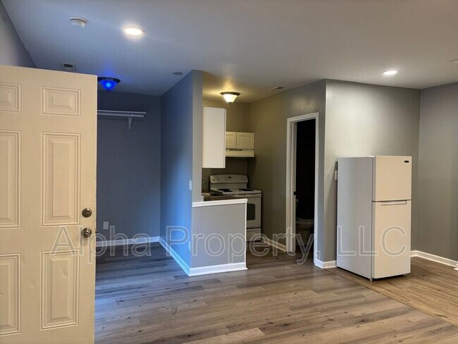 Foto del edificio - 205 Floyd Rd