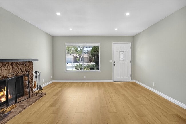 Building Photo - 44506 Sancroft Ave