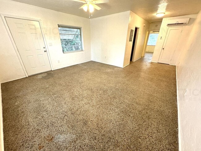 Photo - 501 SE 12th Ct Townhome