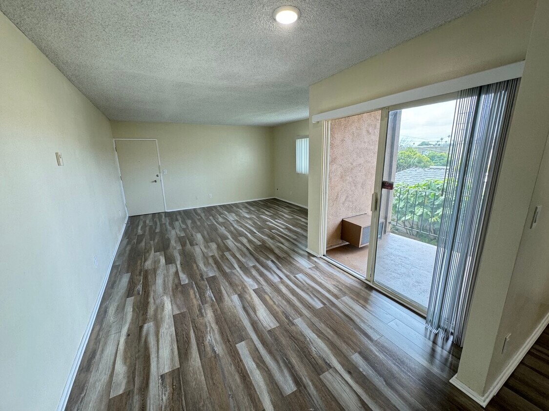 Foto principal - 2614 S Garth Ave
