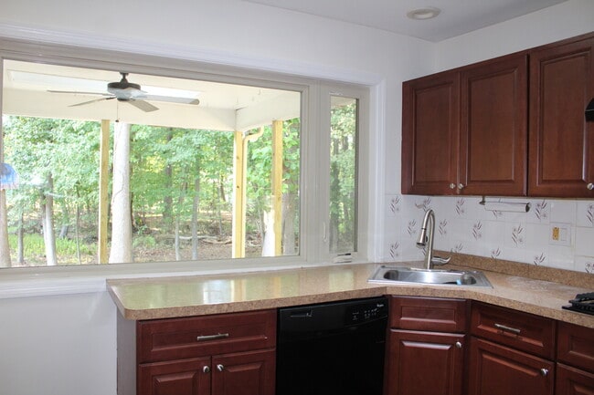 Building Photo - 7 Wisina Ct