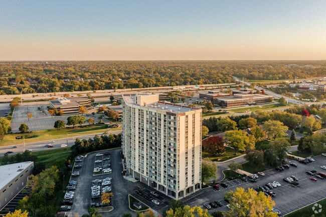 Oakbrook Towers East