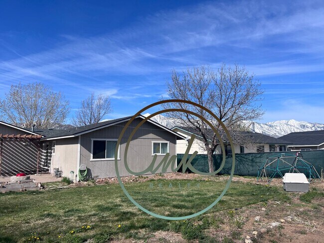 Foto del edificio - Lovely Gardnerville Ranchos Home