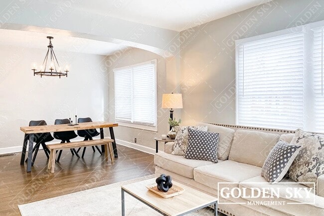 Foto del edificio - 4910 Winthrop Ave